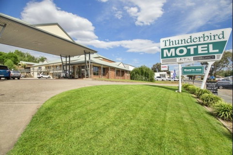 Thunderbird Motel - Darwin Tourism 0