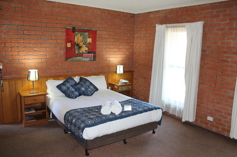 Bakery Hill Motel - Darwin Tourism 1
