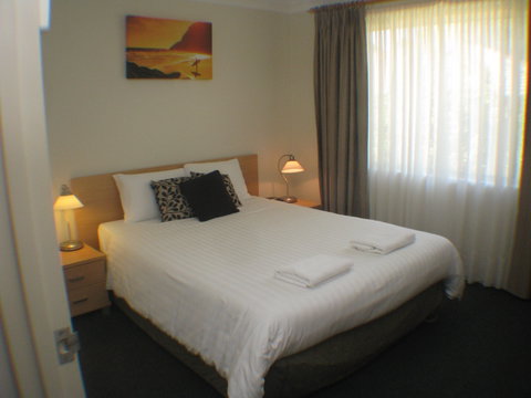 Beaches Serviced Apartments - Darwin Tourism 1