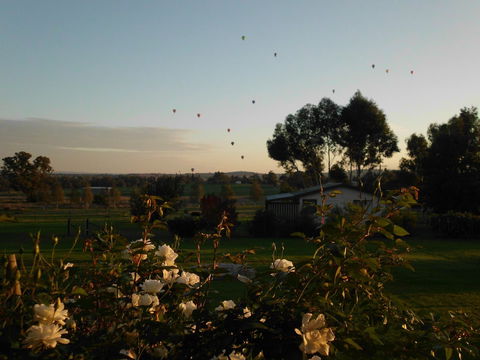 Belubula Cottage Canowindra - Darwin Tourism 0