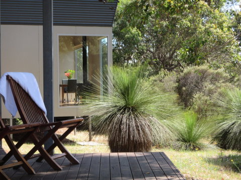 Hidden Valley Forest Retreat - Darwin Tourism 0