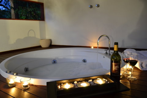 Hidden Valley Forest Retreat - Darwin Tourism 1