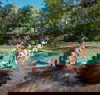 Samurai Beach Bungalows Port Stephens YHA - Darwin Tourism