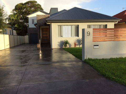 Shellharbour Village Escape - Darwin Tourism 2