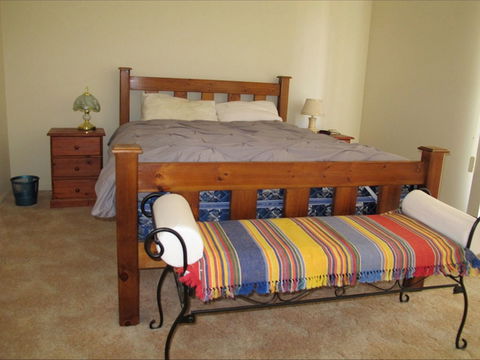 Sims Holiday Home - Darwin Tourism 2