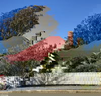 Tenterfield Luxury Historic Cottage - Darwin Tourism