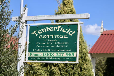 Tenterfield Luxury Historic Cottage - Darwin Tourism 1