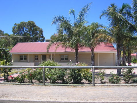 The Palms - House Only - Darwin Tourism 0