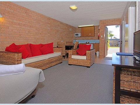 The Lodge Broulee - Darwin Tourism 2