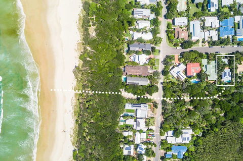 Beach Chalet - Darwin Tourism 2
