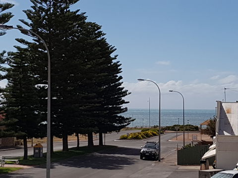 Blue Manna Waters - Apartment B - Darwin Tourism 1