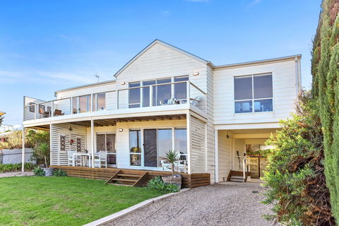 Breezes - Underwood Avenue Goolwa Beach - Darwin Tourism 0