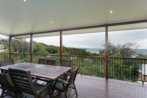 Colours Of Cylinder - Darwin Tourism 0