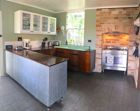 Donovans Cottage - Darwin Tourism 1