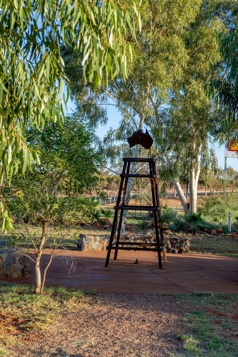 Erldunda Roadhouse - Darwin Tourism 1