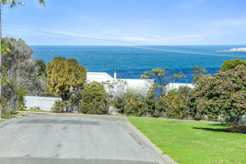 Islandview - Hayborough - Darwin Tourism 1