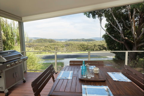Just Sit: Moruya Heads - Darwin Tourism 1