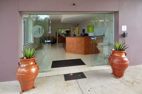 Mackellar Motel - Darwin Tourism 1