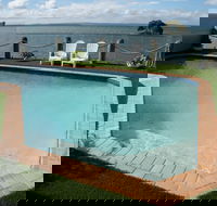 Moreton Bay Beach Lodge - Darwin Tourism