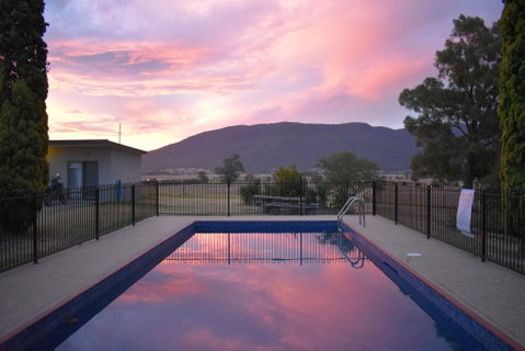 Mountain View Motel Corryong - Darwin Tourism 0