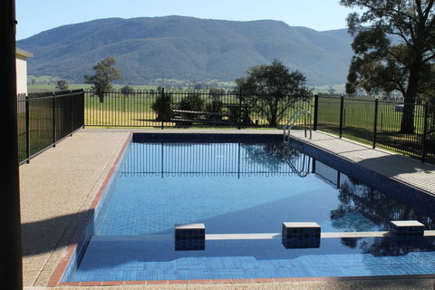 Mountain View Motel Corryong - Darwin Tourism 1