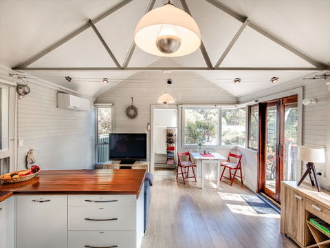 Serenity Cottage - Darwin Tourism 0