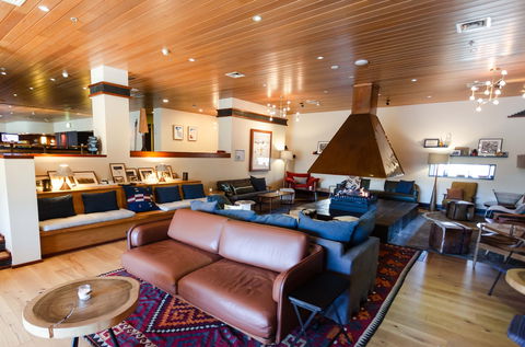 Thredbo Alpine Hotel - Darwin Tourism 0