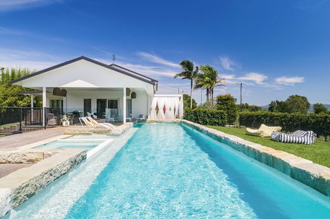 Villa St Helena - Darwin Tourism 0
