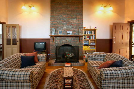 Old School Bed And Breakfast - Darwin Tourism 1