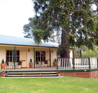 Snowy River Homestead Bed and Breakfast - Darwin Tourism