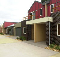 The Lakes Apartments - Darwin Tourism