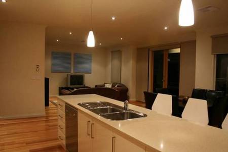 Boutique Stays - Waters Edge - Darwin Tourism 4