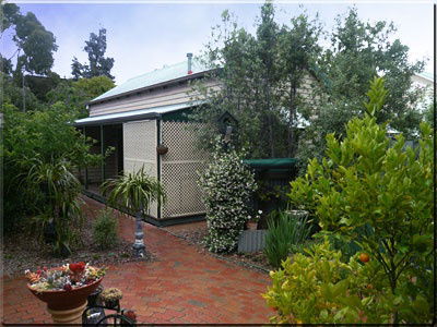 Trafalgar Cottage - Darwin Tourism 0