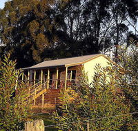 Birchwood Retreat Country Cottages - Darwin Tourism