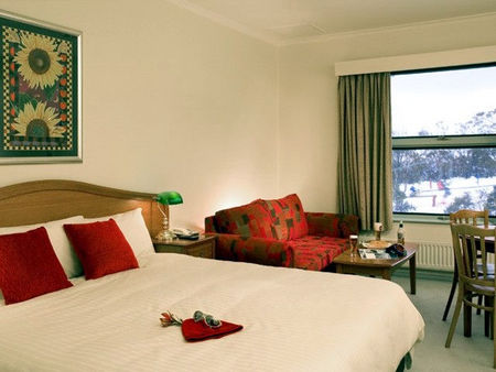 Grand Mercure Chalet Mt Buller - Darwin Tourism 3