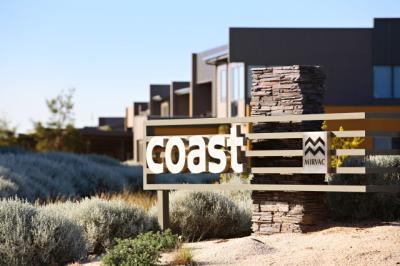 Golf Retreats Torquay - Darwin Tourism 1