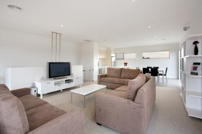 Golf Retreats Torquay - Darwin Tourism 2