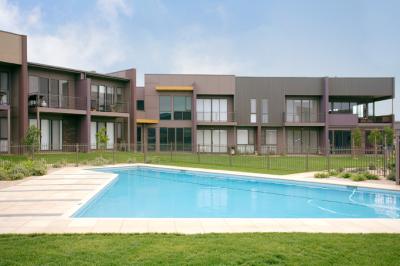 Golf Retreats Torquay - Darwin Tourism 5