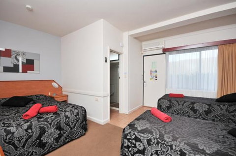 Barclay On View Motor Inn - Darwin Tourism 1