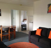 Phillip Island Cottages - Darwin Tourism