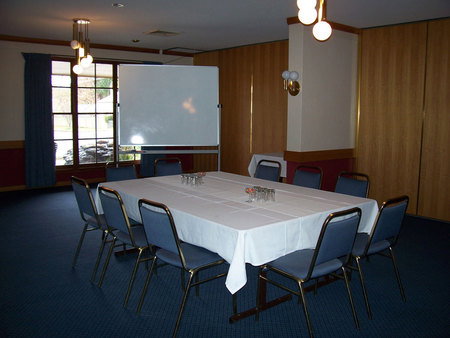Cascades Motor Inn - Darwin Tourism 1