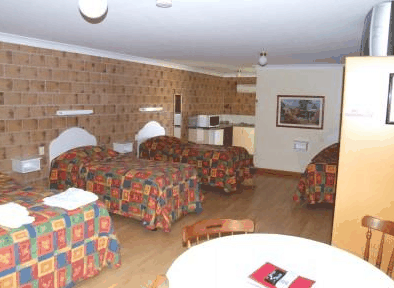 Next Golfers Inn - Darwin Tourism 1