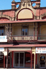 Woolloongabba Art Gallery - Darwin Tourism 2
