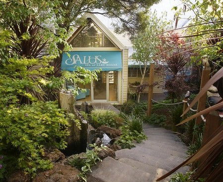 Salus Spa At The Lake House - Darwin Tourism 1