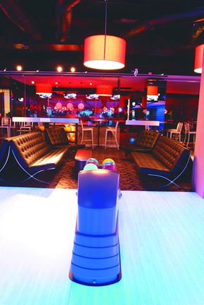 Strike Bowling Bar - Chapel - Darwin Tourism 3