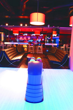 Strike Bowling Bar - CBD - Darwin Tourism 3