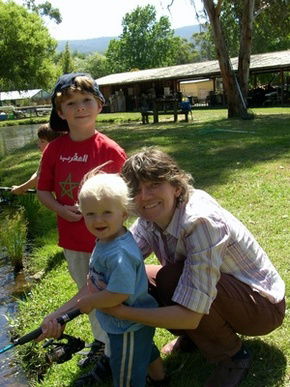 Buxton Trout And Salmon Farm - Darwin Tourism 1