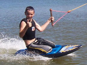 Cable Ski Logan - Darwin Tourism 1