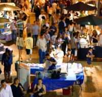 Surfers Paradise Beachfront Markets - Darwin Tourism