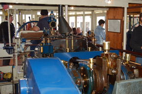 Emmylou Paddle Steamer - Darwin Tourism 5